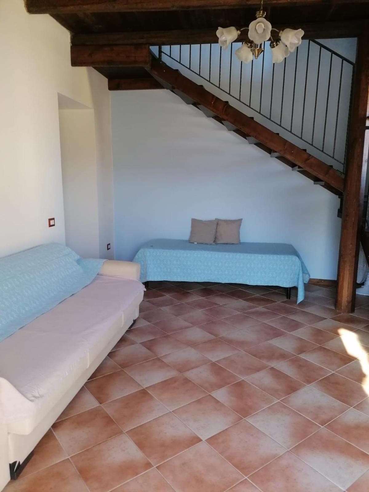 Domus De Jara - Casa Montis Appartement Baradili Kamer foto