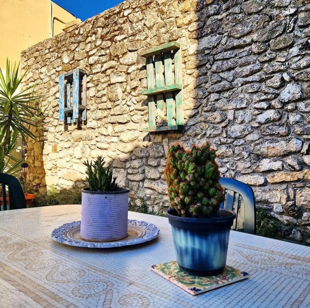 Domus De Jara - Casa Montis Appartement Baradili Buitenkant foto